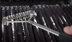 Cepillo Metálico En T Broil King -Utensilios De Cocina 2