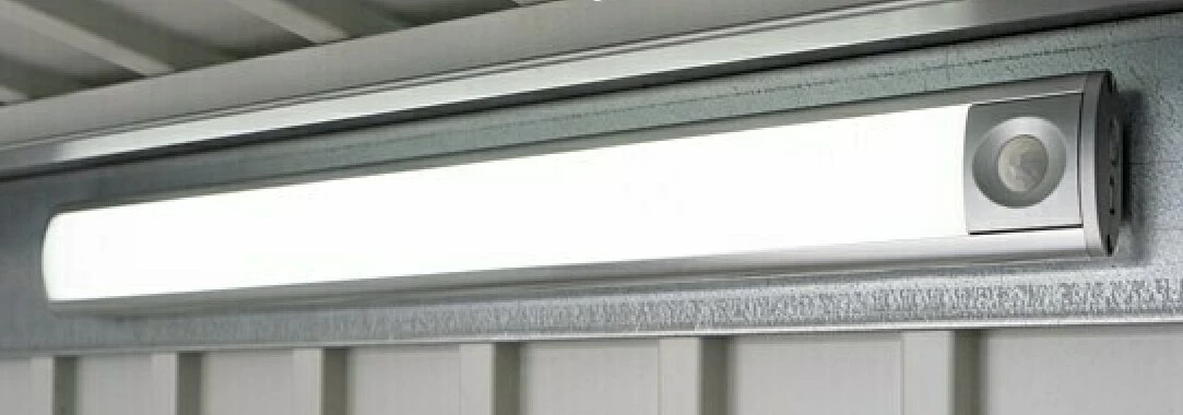 Biohort Luz LED Para Caseta Y Armario De Jardín 4 Biohort Luz LED Para Caseta Y Armario De Jardín - Imagen 2